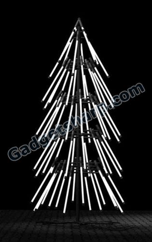 Gareth Pugh Christmas Tree For Topshop