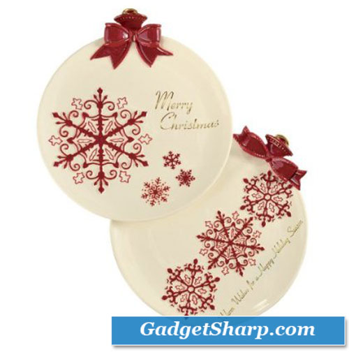 Grasslands Road Holiday Presents Snowflake Ornament 8-1/4-Inch Dessert Plates
