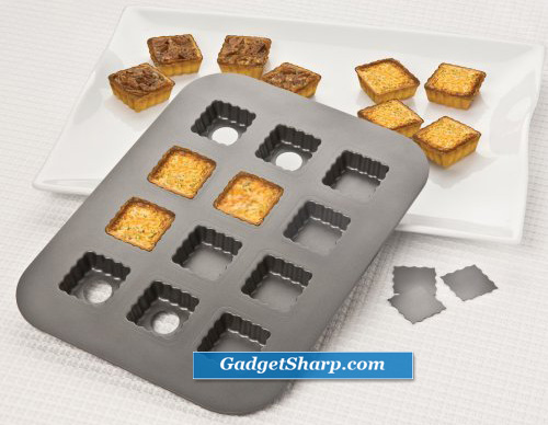 Chicago Metallic 26635 12-Cup Lift & Serve Single Squares Pan